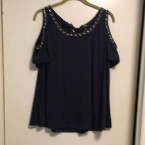 Cold Shoulder Short Sleeve Top With Beaded Appliqué